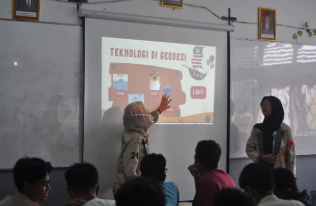 Penyuluhan Pemateri All About Geodesy